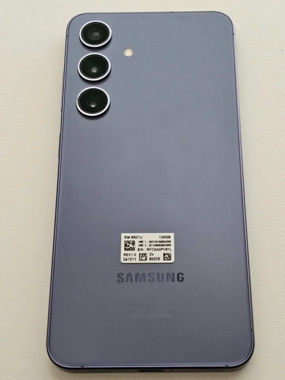 Samsung Galaxy Purple Smartphone - Triple Camera Back S24